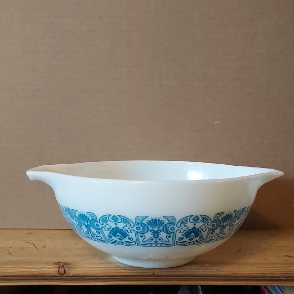 Pyrex Cinderella Bowl Horizon White And Blue Vintage Mixing Bowl - Picture 1 of 11